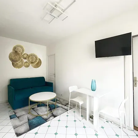 Apartment Place Near Of Eiffel Tower!